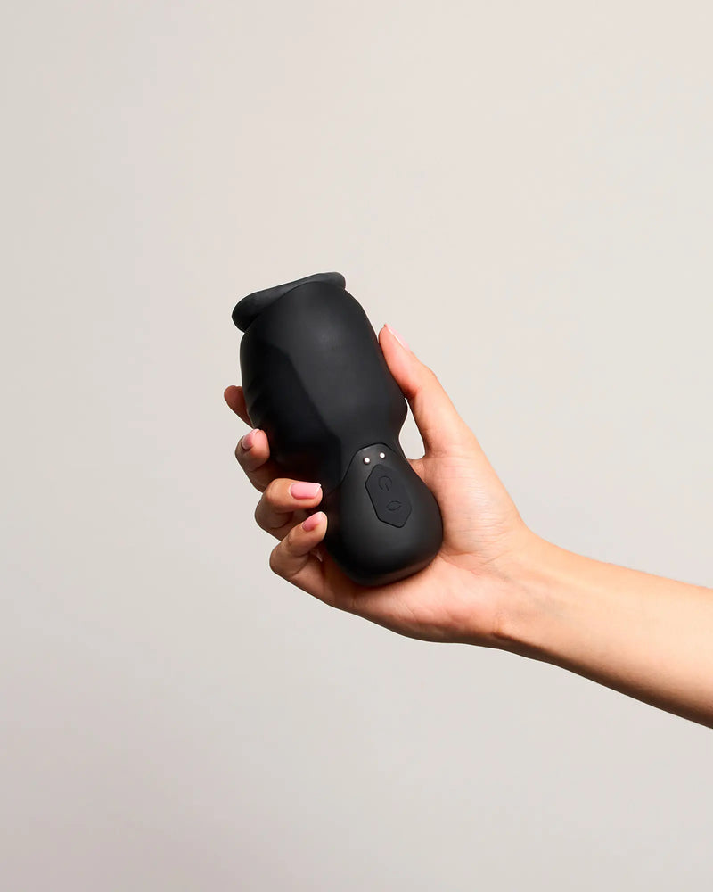 CHUCK | Irresistible Enveloping Suction