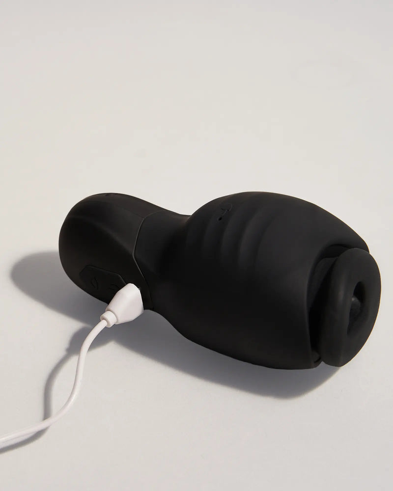 CHUCK | Irresistible Enveloping Suction